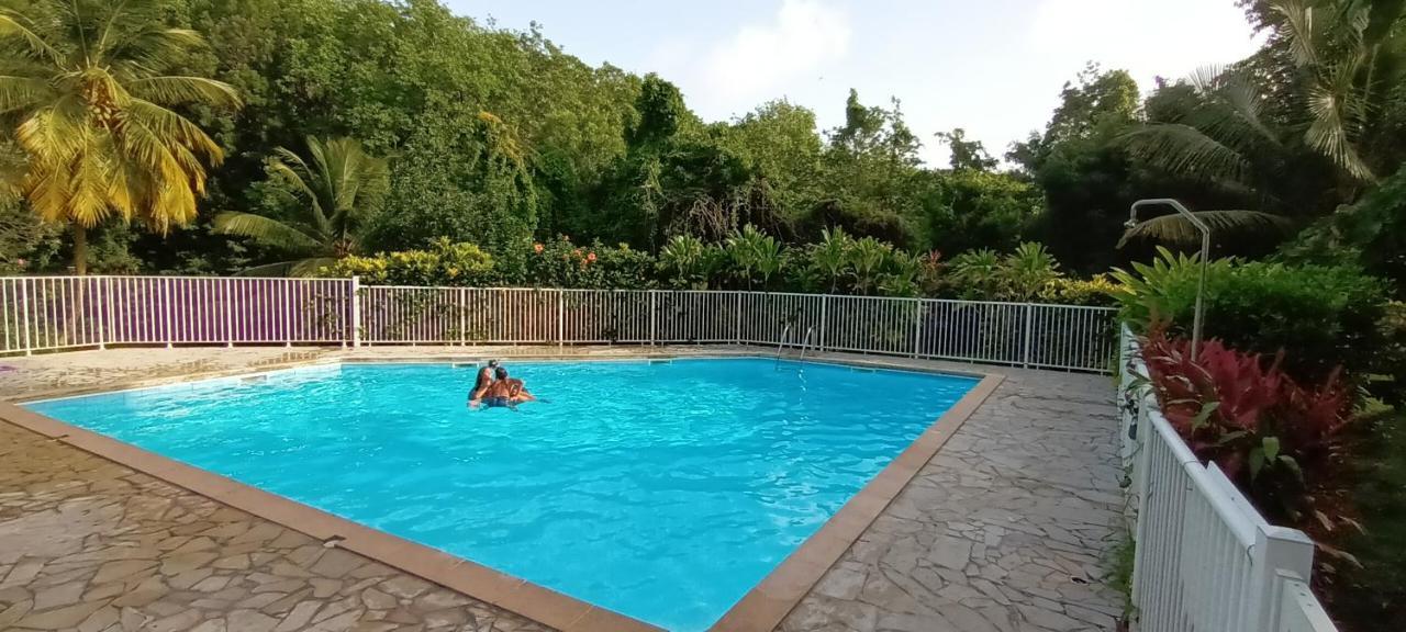 Superbe Appartement Vue Sur Mer Sainte-Anne Dış mekan fotoğraf